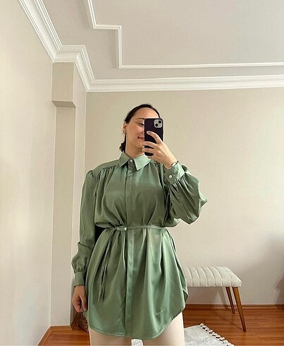 Saten gömlek