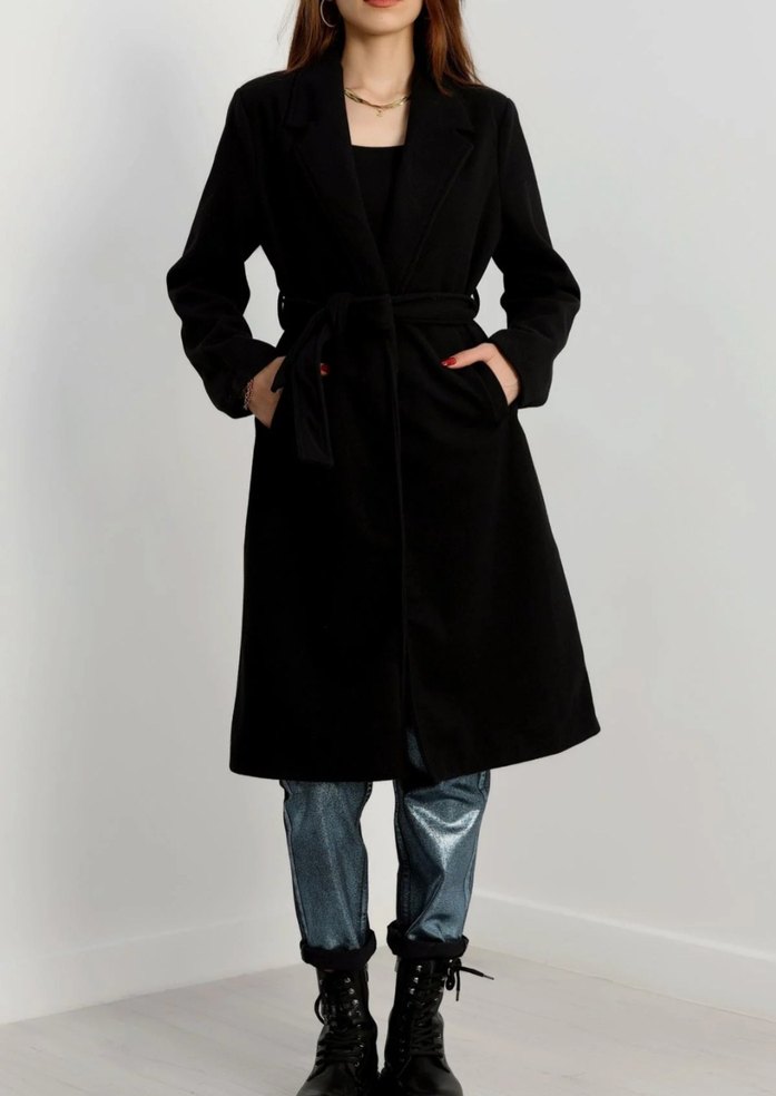 Astarlı Siyah Kaşe Kaban - Görsel 2