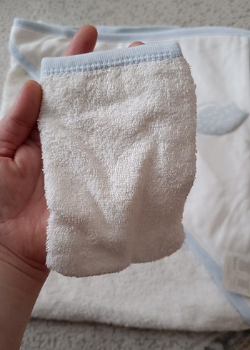 Erkek Çocuk Bornoz Havlu ve Terlik Seti - Görsel 3