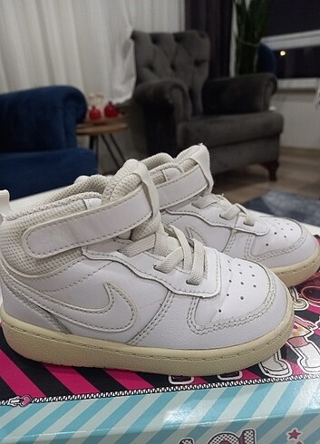 23 Beden Nike air orijinal kız çocuk spor ayakkabı