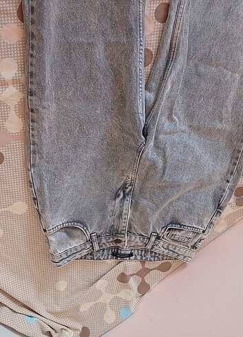 Gri jeans