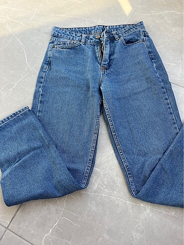 Mom jeans