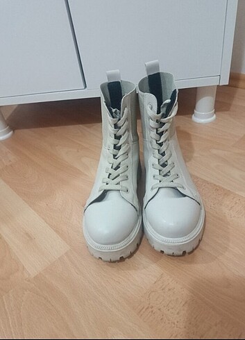Diğer Bej bot