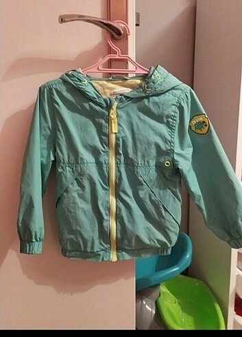 LC Waikiki Çocuk yagmurluk