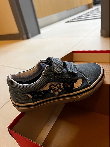 Vans Vans 31 numara kız çocuk ayakkabı