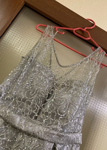 Gri İşlemeli Uzun Abiye Elbise - Görsel 3