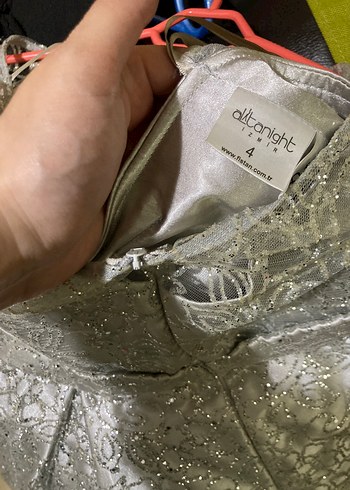 Gri İşlemeli Uzun Abiye Elbise - Görsel 5