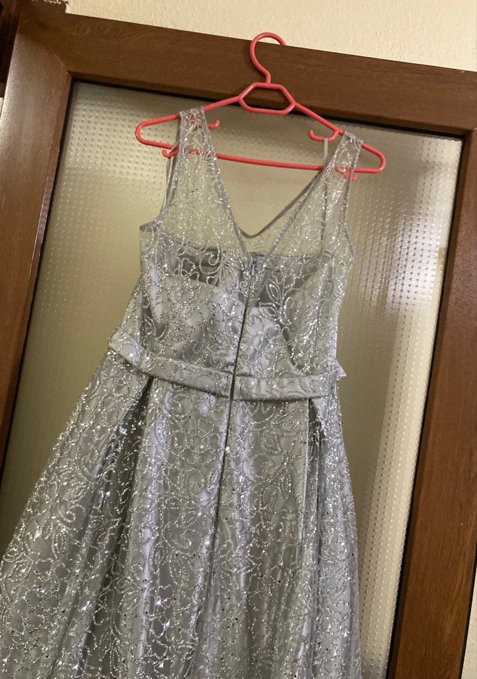 Gri İşlemeli Uzun Abiye Elbise - Görsel 4