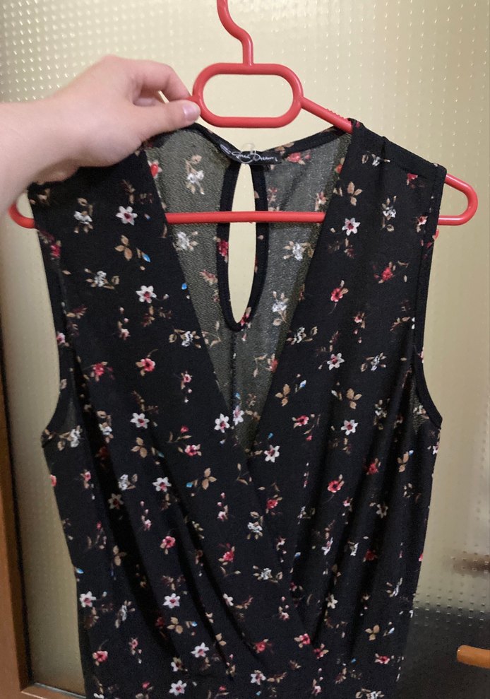 Siyah Çiçek Desenli Tulum - Görsel 4