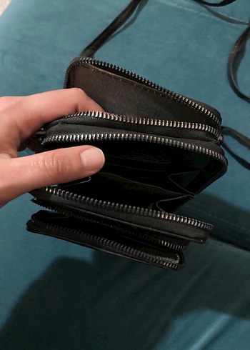 Siyah Deri Fermuarlı Kadın Çapraz Çanta - Görsel 3