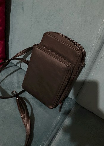 Siyah Deri Fermuarlı Kadın Çapraz Çanta - Görsel 5