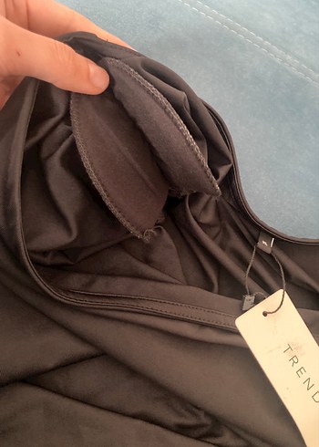 Siyah tek omuz çıt çıtlı badi - Görsel 3