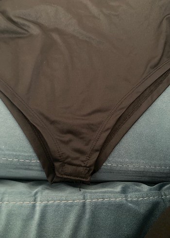 Siyah tek omuz çıt çıtlı badi - Görsel 2