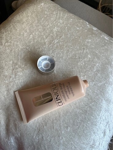 Clinique nemlendirici gece maskesi - Görsel 3