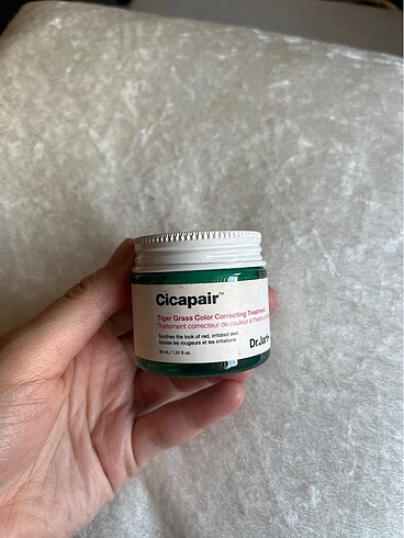 Dr Jart cicapair kapatıcı bb krem