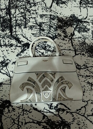 GUESS 80s shoulder bags