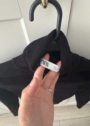 Zara Siyah Kadın Boğazlı Örme kazak