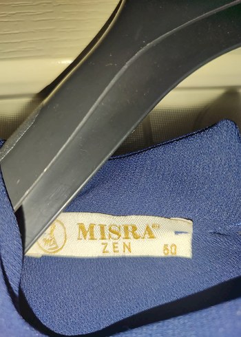 Uzun Kollu Lacivert Nakışlı Abiye Elbise - Görsel 4