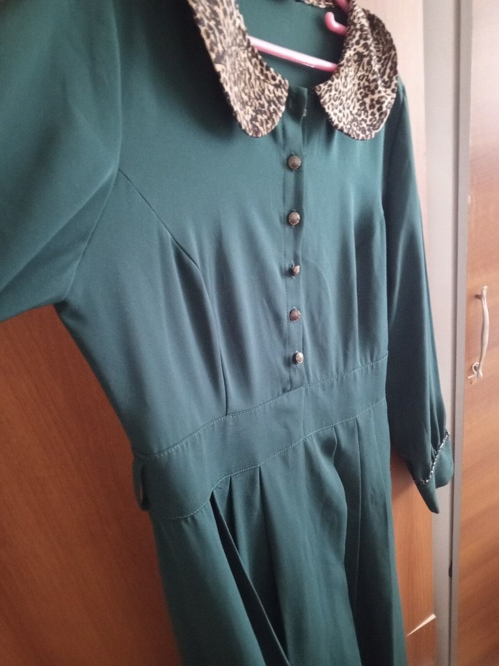 Düğmeli Yeşil Uzun Kol Elbise - Görsel 2