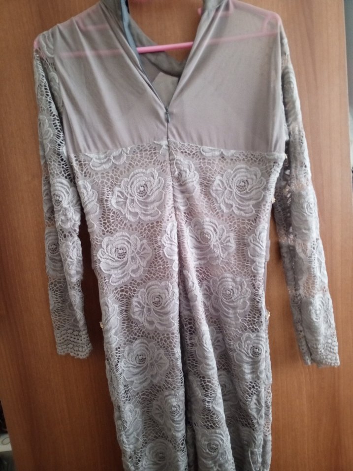 Uzun Kollu Gri Dantel İşlemeli Abiye Elbise - Görsel 2