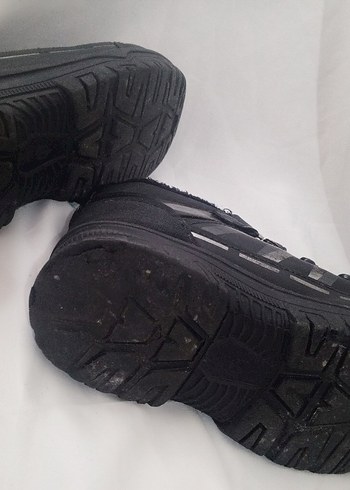 erkek çocuk bot - Görsel 2