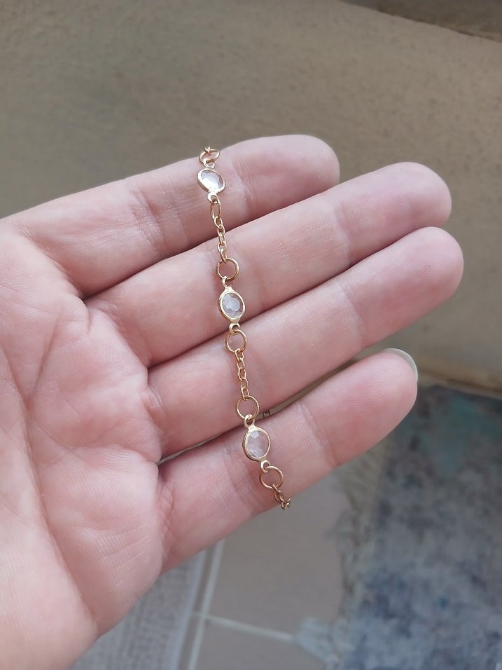 Zincir Detaylı Altın Rengi Kadın El Zinciri - Görsel 2