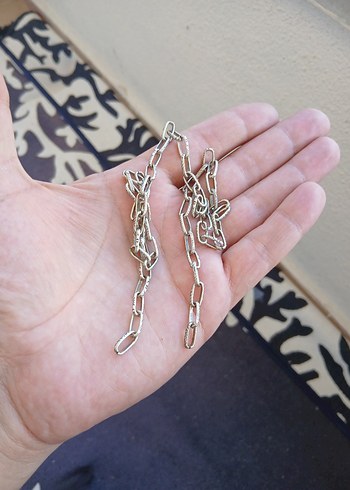 Gri Yılan Desenli Zincir Detaylı Kadın El Zinciri - Görsel 2