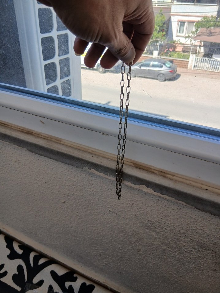 Gri Yılan Desenli Zincir Detaylı Kadın El Zinciri - Görsel 4