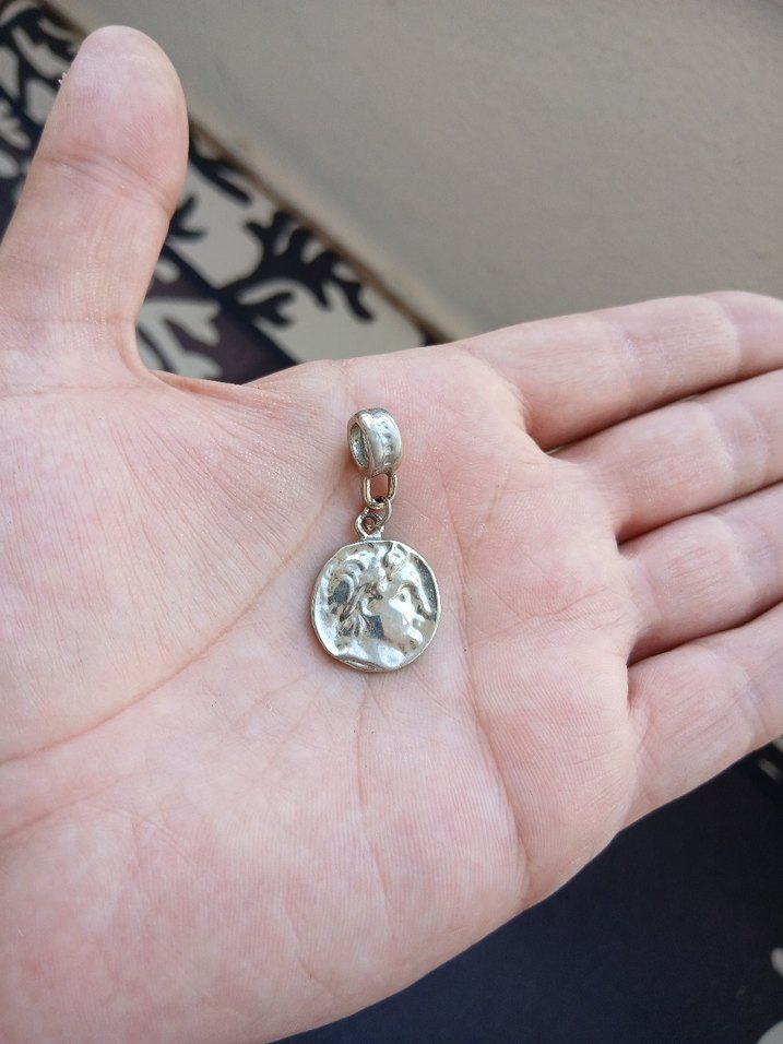 Bej Zincir Detaylı Vintage Kadın Charm - Görsel 2