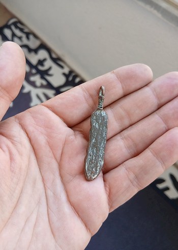 Turkuaz Parlak Tüylü Bohem Kolye Ucu - Görsel 2