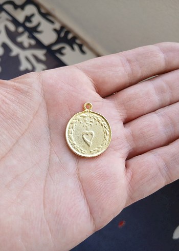 Altın Renkli Nakışlı Bohem Kadın Charm - Görsel 3