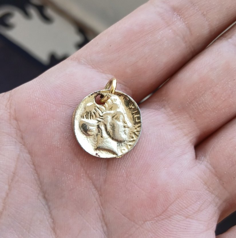 Altın Renkli Nostaljik Charm Kolye Ucu - Görsel 4