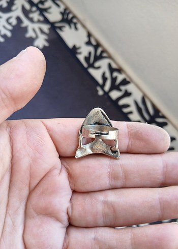 Metal Yüz Maskesi Figürü - Görsel 3