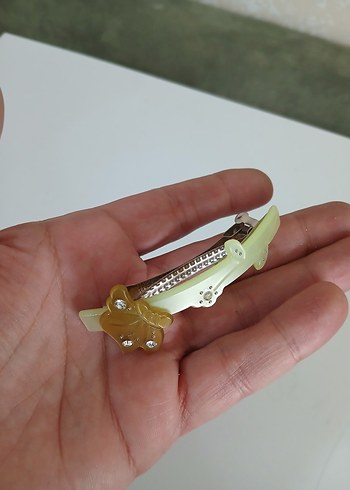 Bej Fiyonk Detaylı Kadın Saç Tokası - Görsel 4