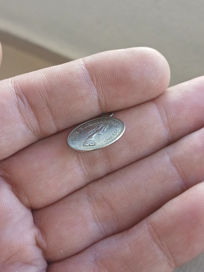 Zincir Detaylı Parlak Altın Vintage Charm - Görsel 3