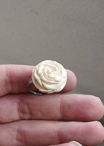 Vintage Düğmeli Beyaz Kadın Yüzük - Görsel 4