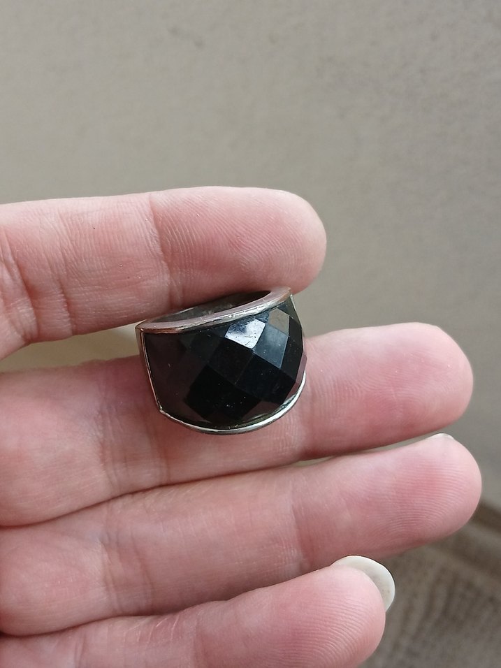 Parlak Siyah Gotik Kadın Yüzük - Görsel 3