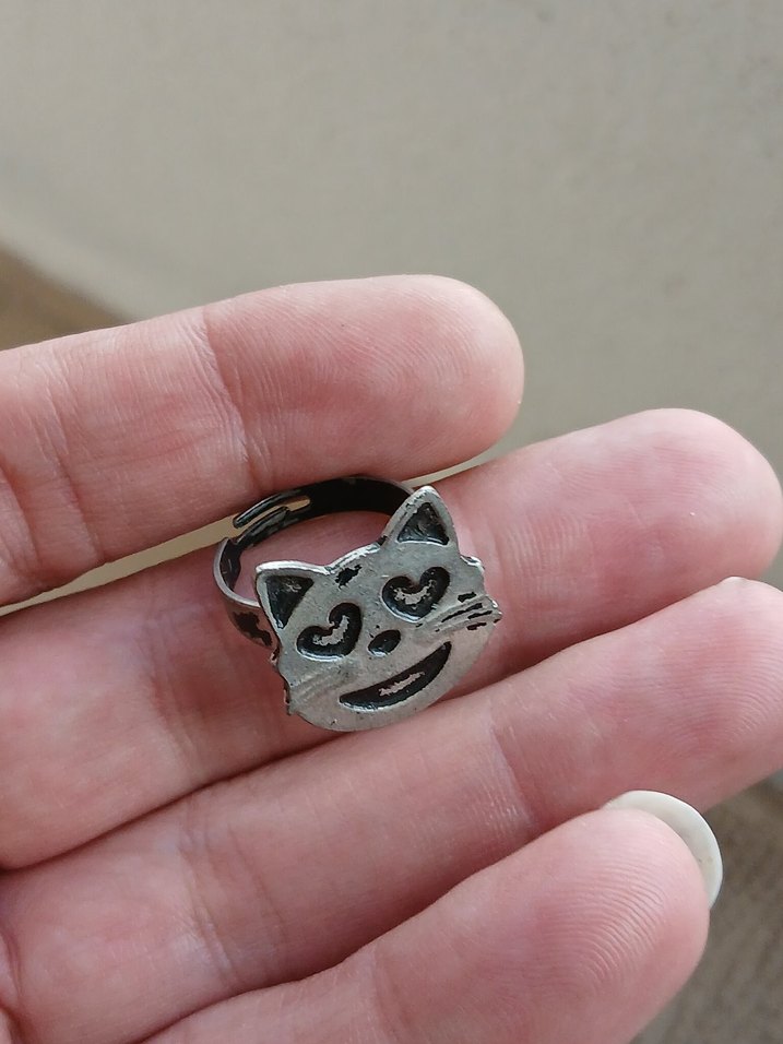 Gri Kedi Yüzü Figürlü Takı Aksesuarı - Görsel 3