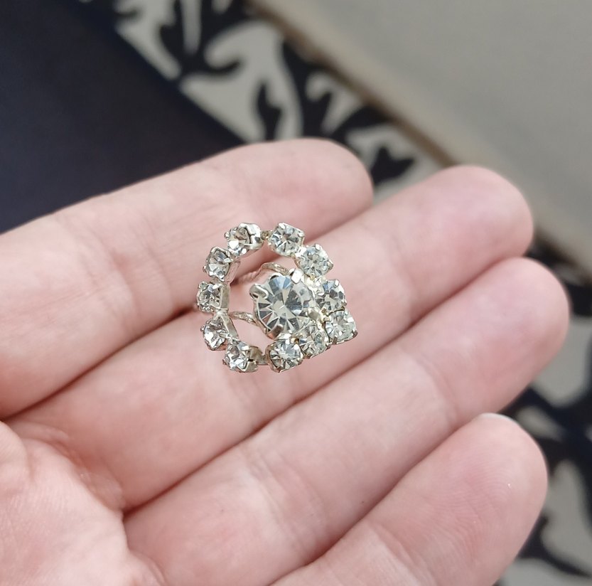 Pastel Bej Taşlı Metal Toka - Görsel 2