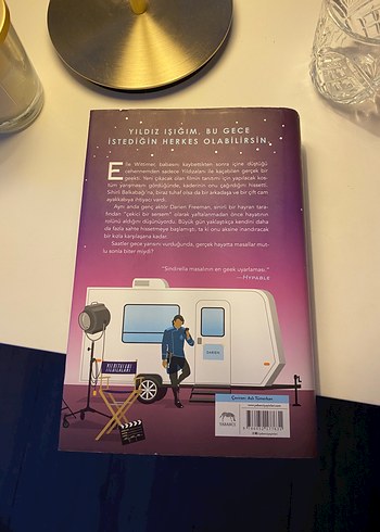 Beden Geekerella - Ashley Poston