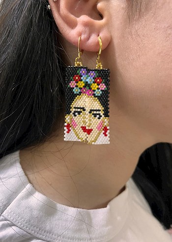 Renkli Nakışlı Boncuklu frida Kahlo Küpeler