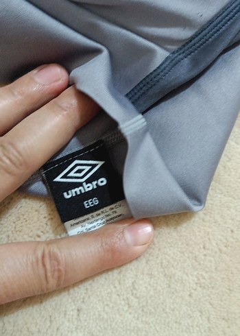 Gri V-Yaka Spor Atlet Kadınlar İçin - Görsel 6