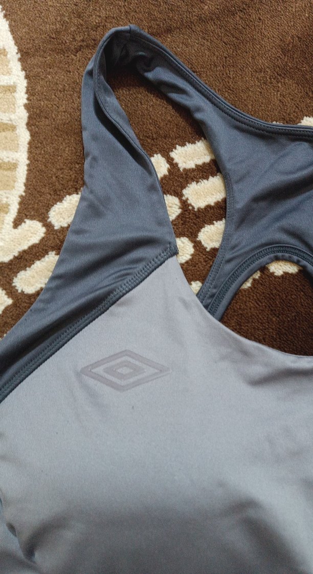 Gri V-Yaka Spor Atlet Kadınlar İçin - Görsel 5