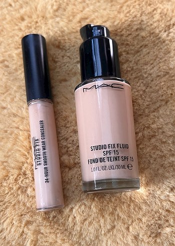 MAC Studio Fix Sıvı Fondöten SPF 15 - Görsel 2