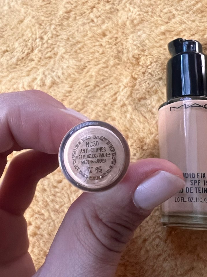 MAC Studio Fix Sıvı Fondöten SPF 15 - Görsel 3