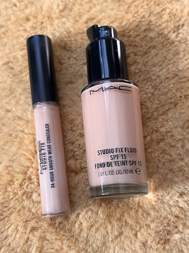 MAC Studio Fix Sıvı Fondöten SPF 15 - Görsel 2