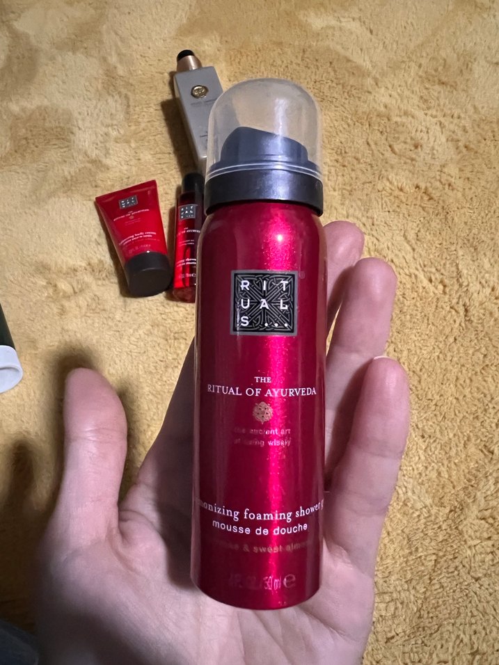 Rituals Vücut Bakım Seti ve 2 ayrı krem - Görsel 3