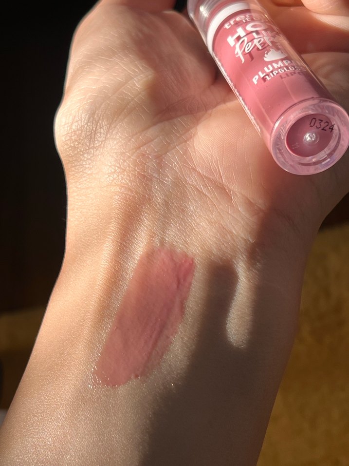 Trend It Up Hot Like Pepper Parlak Pembe Lipgloss - Görsel 5