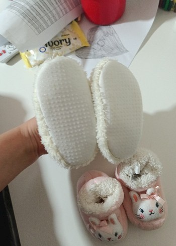 Kızlar için Pembe Sıcak Peluş Terlikler - Görsel 2