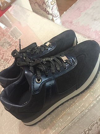 37 Beden lacivert Renk Tommy Hilfiger spor ayakkabi